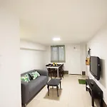 Two Bedrooms Close To Airport Appartement