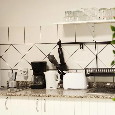 Two Bedrooms Close To Airport Каррисаль