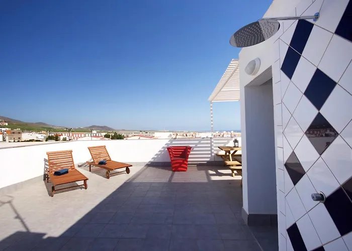 Апартаменты Two Bedrooms Close To Airport *